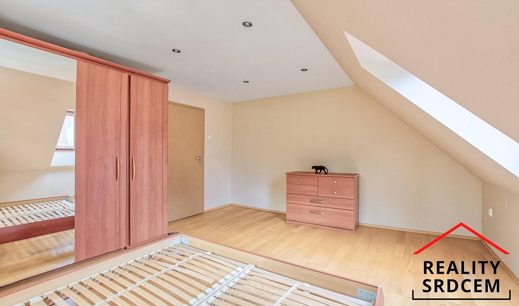 Prodej domu 170 m² s pozemkem 921 m², Bystřice – náhled fotky 20