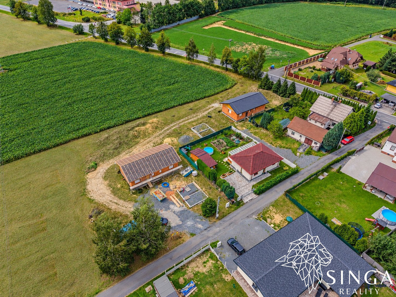 Prodej domu 93 m² s pozemkem 1 328 m²