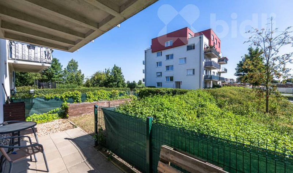 Prodej bytu 1+kk 38 m², Praha – náhled fotky 3