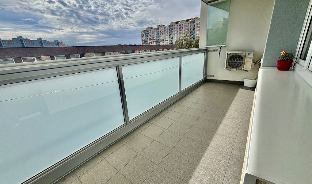 Prodej bytu 3+kk 76 m², Praha – náhled fotky 16