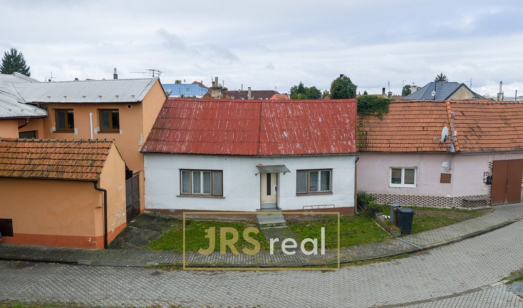 Prodej stavebního pozemku 220 m², Uherský Ostroh – náhled fotky 2