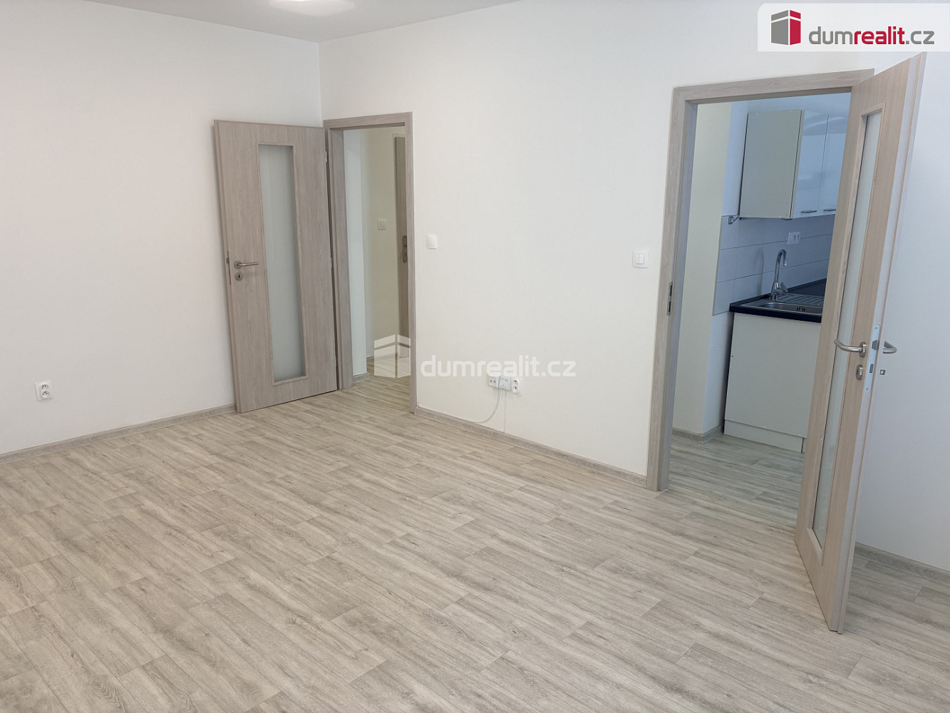Pronájem bytu 2+1 53 m² — photo 3