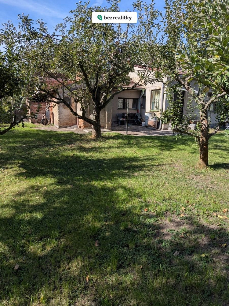 Prodej domu 358 m² s pozemkem 675 m² – fotografie 2