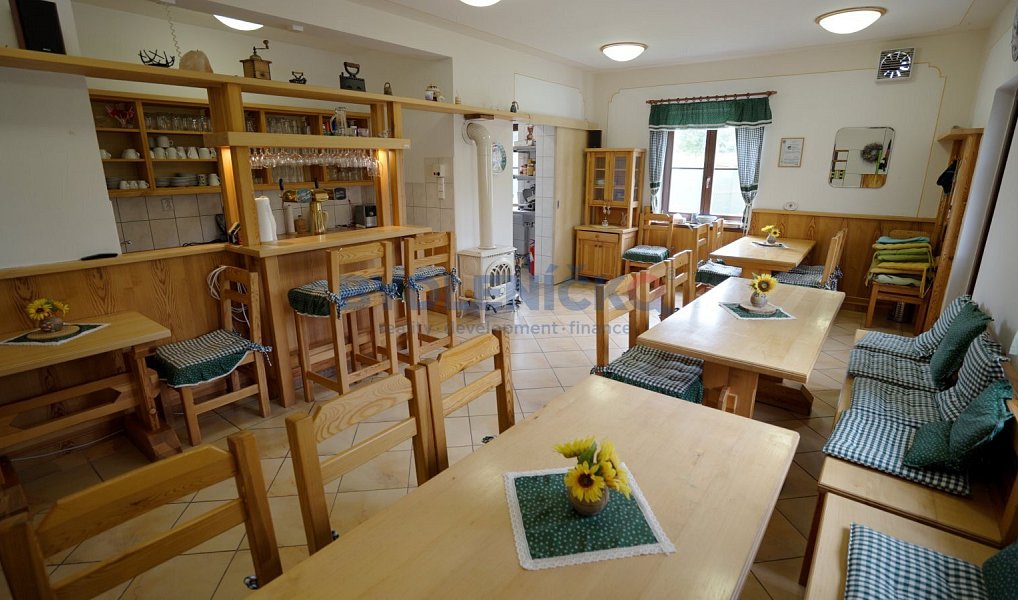 Prodej domu 475 m² s pozemkem 2 453 m², Chlum u Třeboně – náhled fotky 6