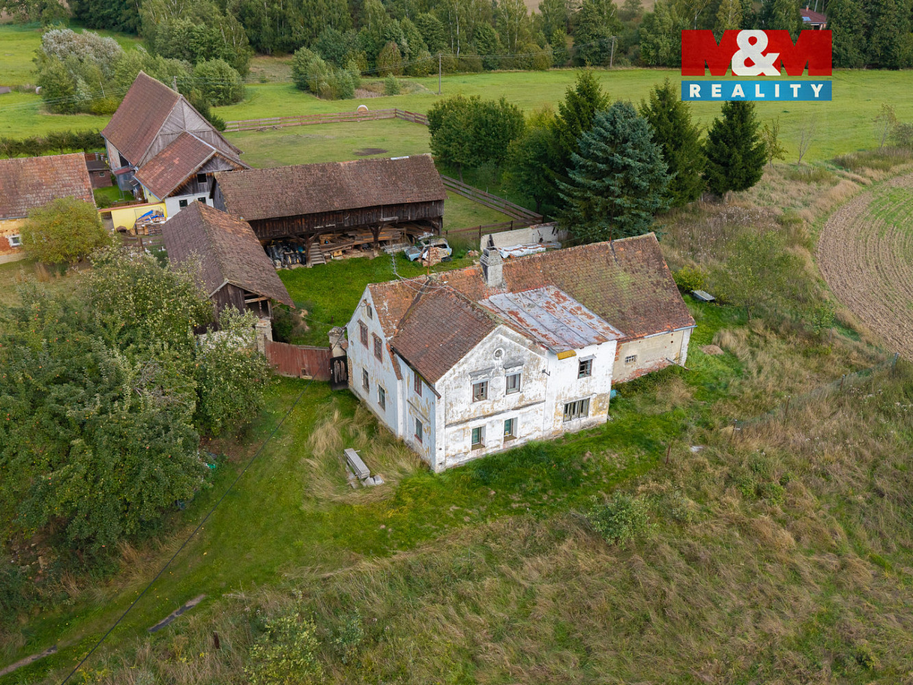 Prodej domu 818 m² s pozemkem 2 326 m² – fotografie 3