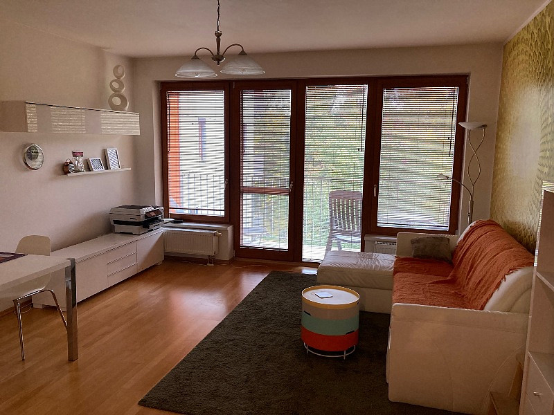 Pronájem bytu 2+kk 68 m² – fotografie 2
