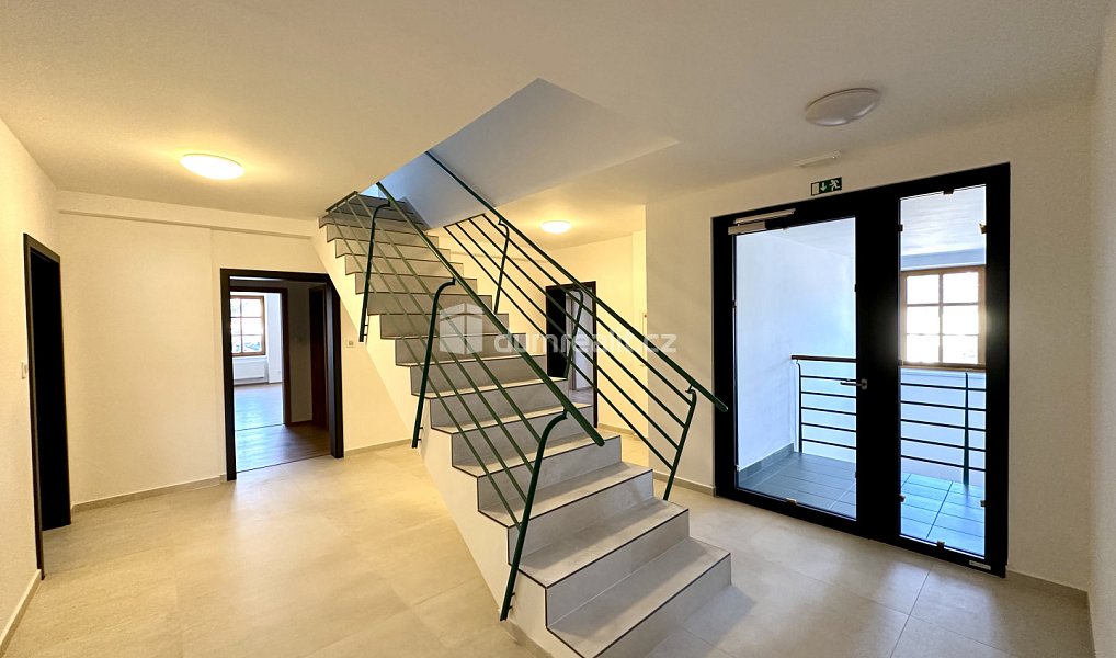 Prodej bytu 2+kk 51 m², Horní Blatná – náhled fotky 11