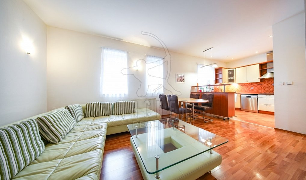 Prodej domu 324 m² s pozemkem 399 m², Praha – náhled fotky 14