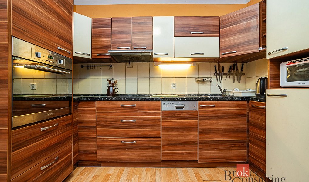 Prodej domu 150 m² s pozemkem 1 383 m², Nučice – náhled fotky 2