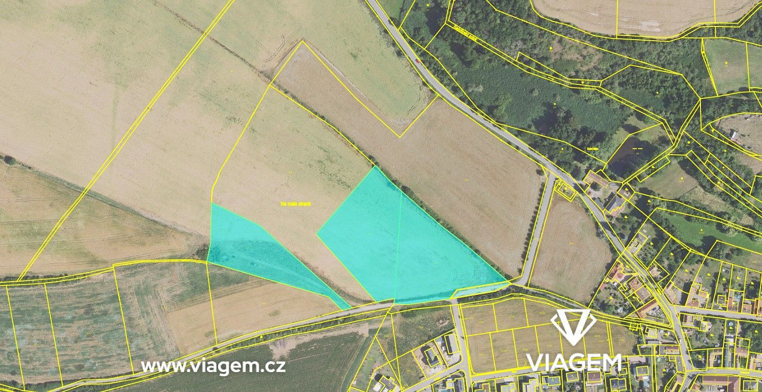 Prodej pole 3 739 m²