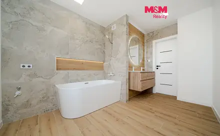 Prodej bytu 3+kk 66 m², Marie Majerové, Ostrava - Poruba