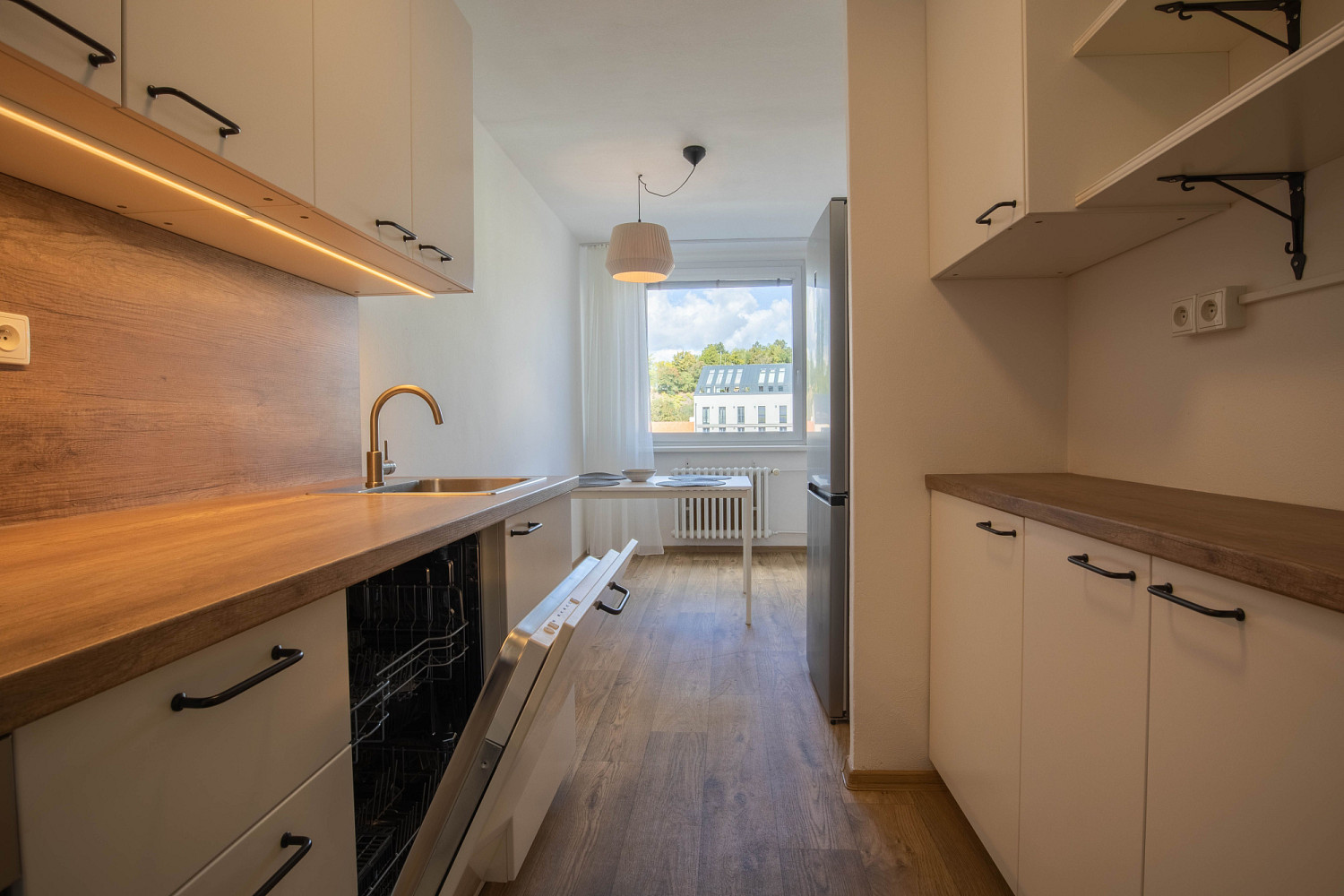 Pronájem bytu 3+1 83 m² – fotografie 3