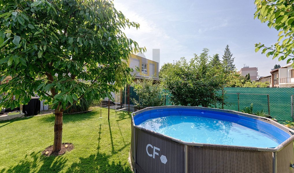 Prodej domu 160 m² s pozemkem 336 m², Hodonín – náhled fotky 17