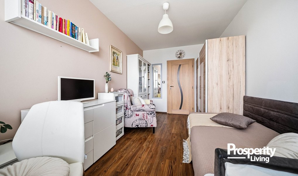 Prodej bytu 3+1 73 m², Praha – náhled fotky 9