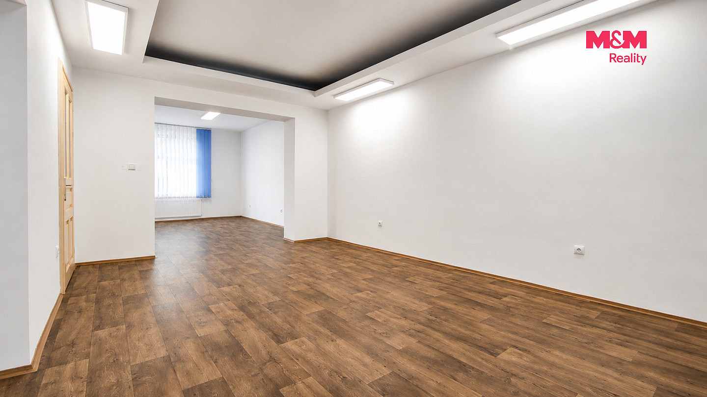 Pronájem kanceláře 99 m² – fotografie 5