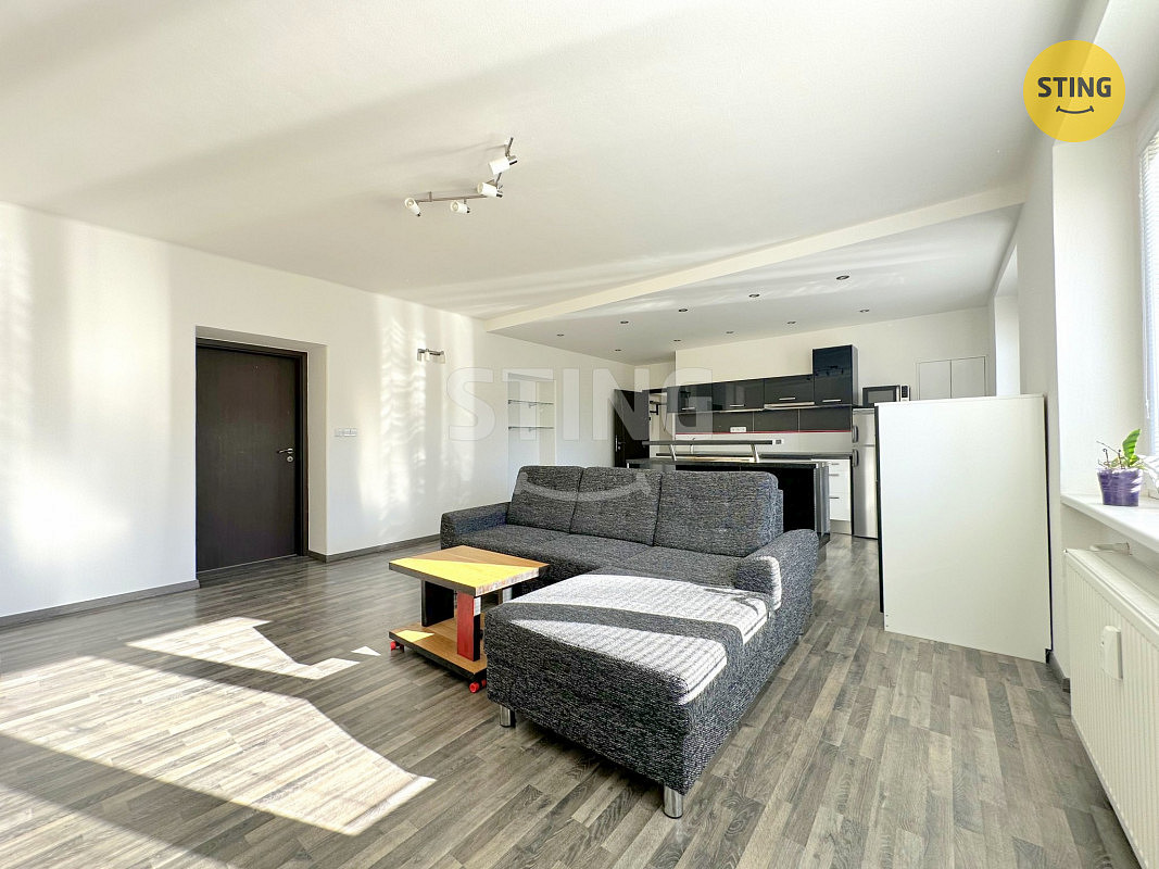 Pronájem bytu 2+kk 73 m² – fotografie 4