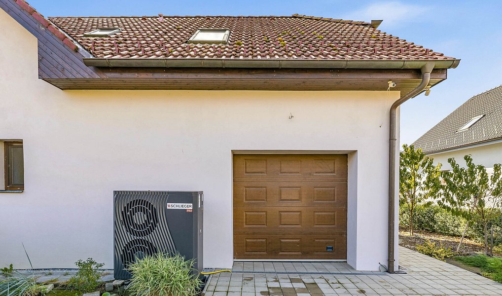 Prodej domu 212 m² s pozemkem 845 m², Záhoří – náhled fotky 4