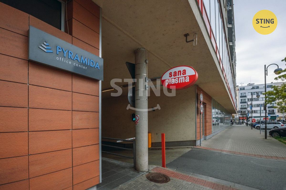 Prodej kanceláře 65 m² – fotografie 3