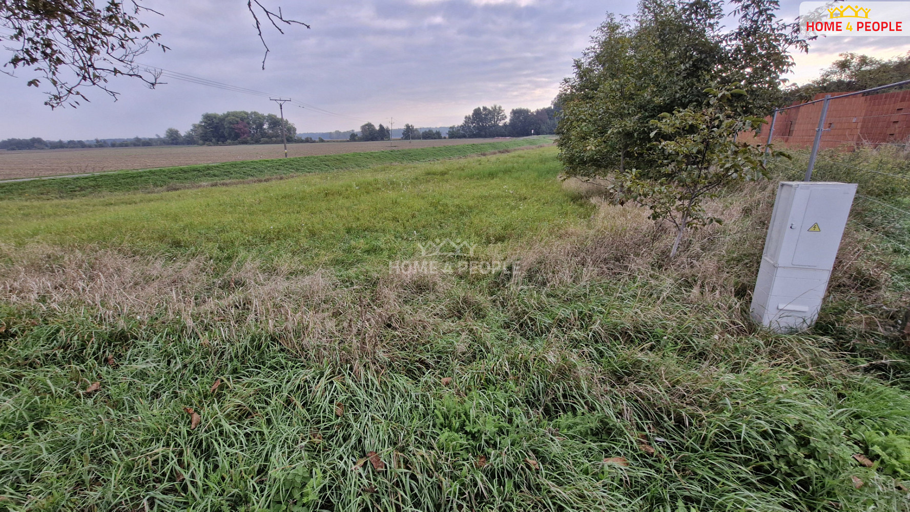 Prodej stavebního pozemku 2 765 m² — photo 3