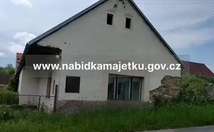 Prodej domu 186 m² s pozemkem 216 m²