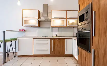 Pronájem bytu 1+kk 39 m², Sladkovského, Pardubice - Zelené Předměstí