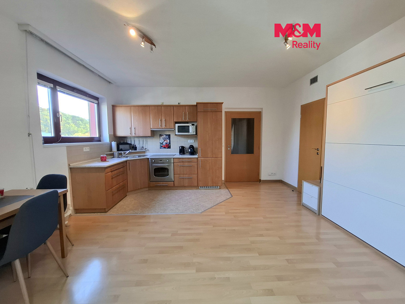 Pronájem bytu 1+kk 40 m²