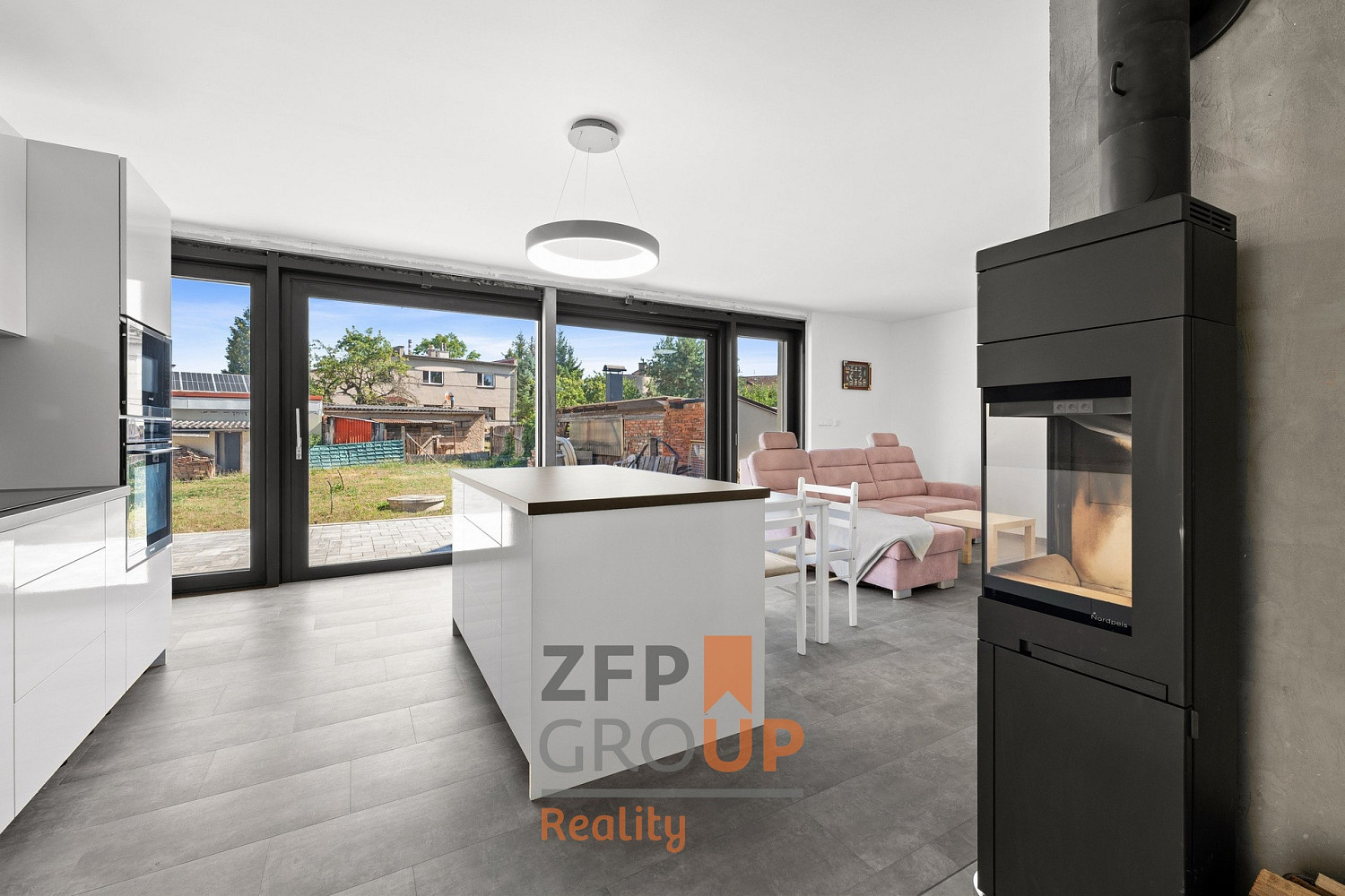 Prodej domu 119 m² s pozemkem 465 m² – fotografie 3