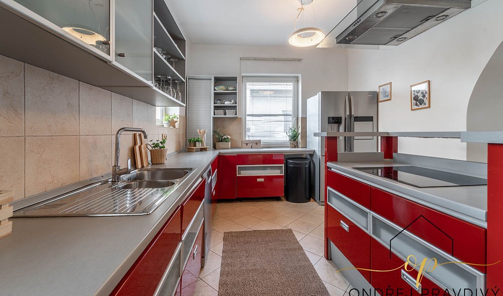 Prodej domu 265 m² s pozemkem 428 m², Lety – náhled fotky 4