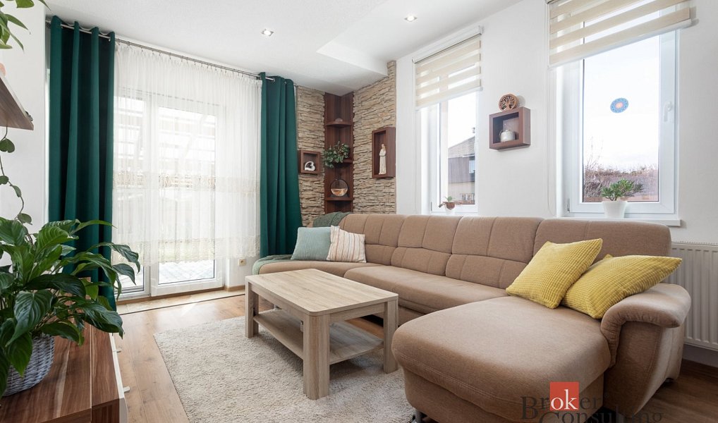 Prodej domu 268 m² s pozemkem 1 316 m², Krasov – fotka 1 z 25