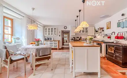 Prodej domu 335 m² s pozemkem 1 532 m², Netolická, Lhenice, okres Prachatice
