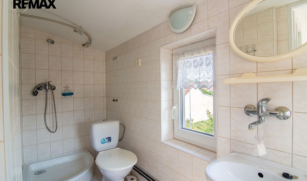 Prodej domu 180 m² s pozemkem 230 m², Velké Bílovice – náhled fotky 17