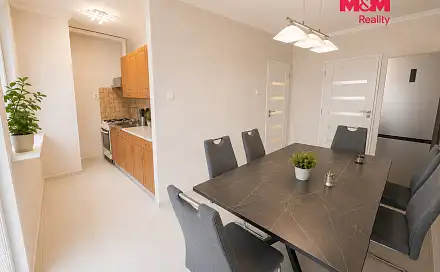 Prodej bytu 3+1 69 m², Velká Hradební, Ústí nad Labem - Ústí nad Labem-centrum