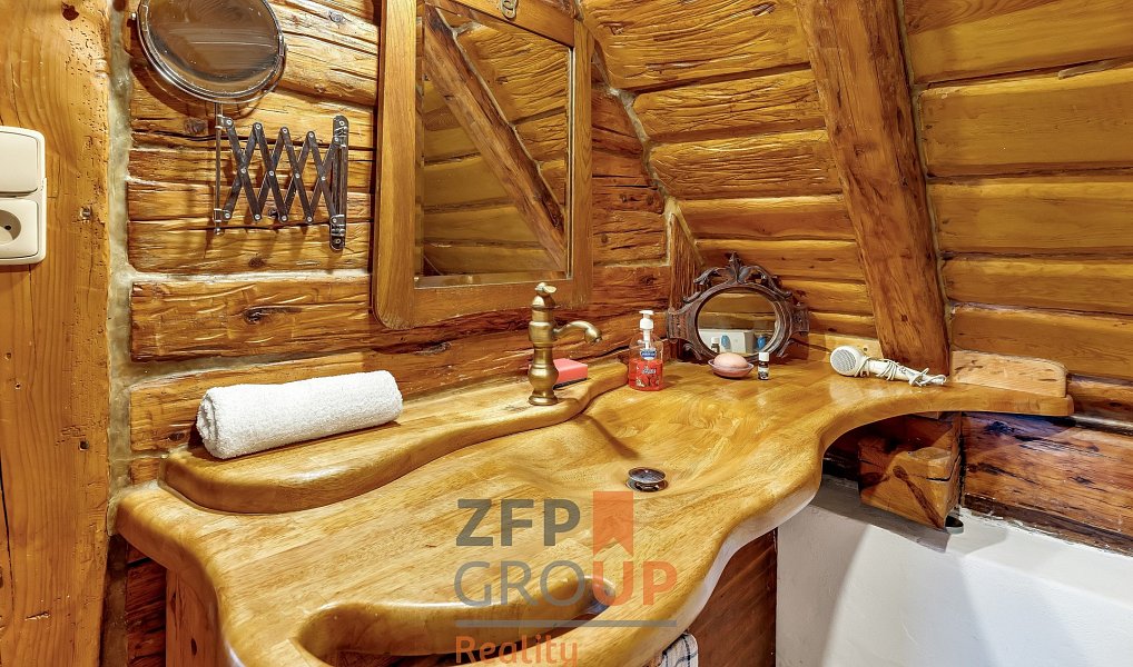 Prodej ubytovacího objektu 143 m², Český Krumlov – náhled fotky 15