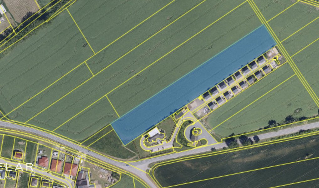 Prodej pozemku 13 631 m², Milovice – náhled fotky 3