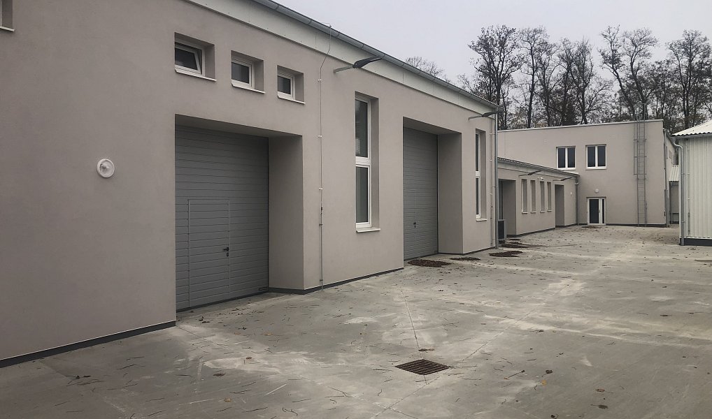 Pronájem skladovacích prostor 1 933 m², Hořín – náhled fotky 12