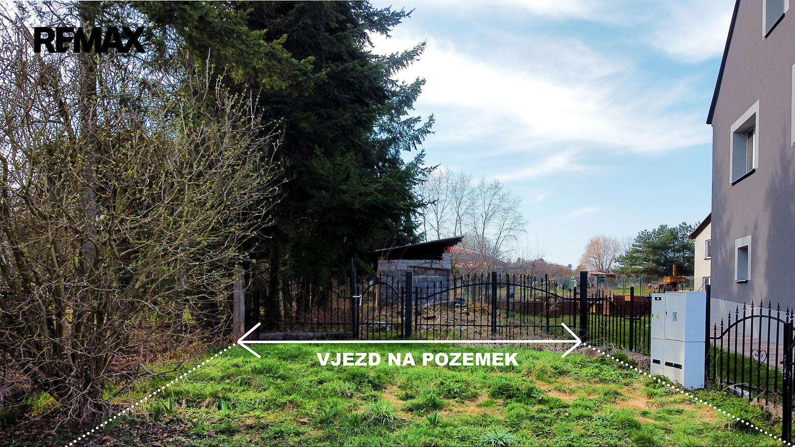 Prodej stavebního pozemku 1 005 m² - Widok 3