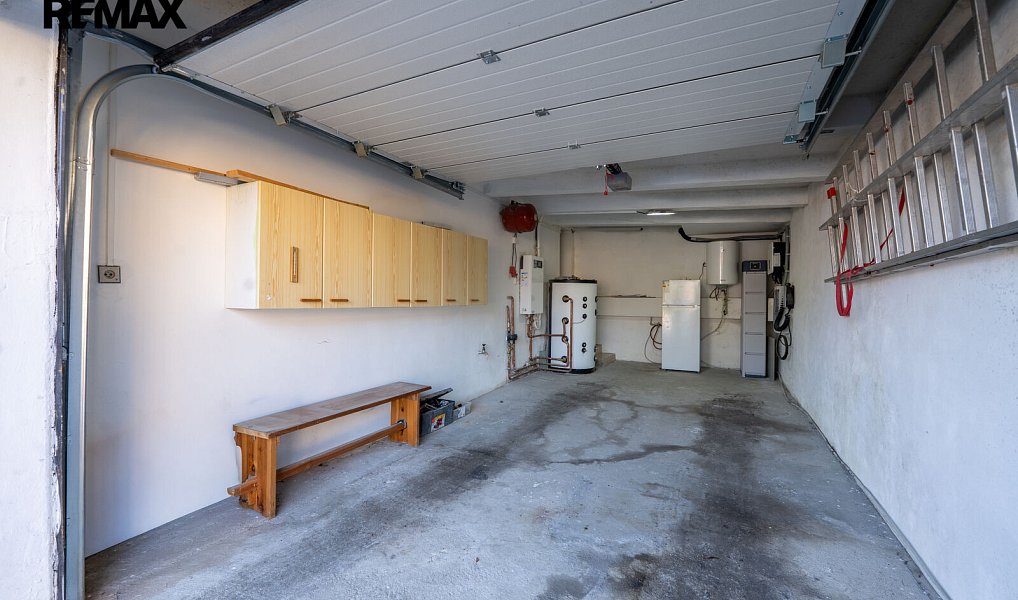 Prodej domu 180 m² s pozemkem 190 m², Stachy – náhled fotky 28