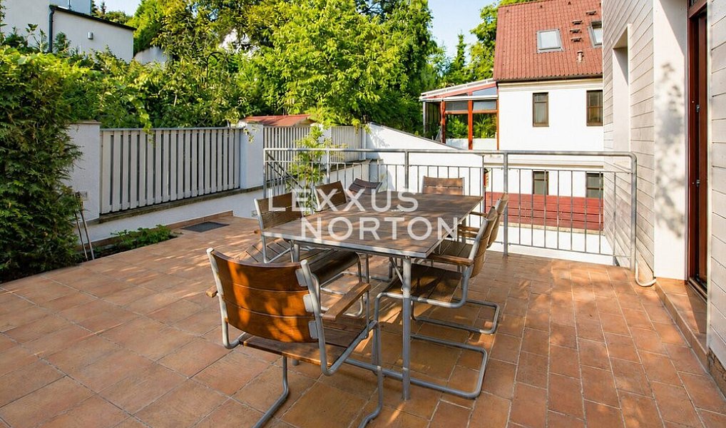 Pronájem domu 350 m² s pozemkem 800 m², Praha – náhled fotky 7