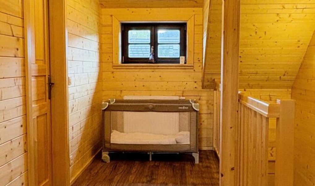 Prodej domu 239 m² s pozemkem 2 125 m², Srní – náhled fotky 9