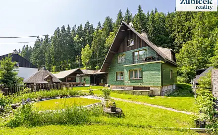 Prodej domu 550 m² s pozemkem 1 419 m², Velké Karlovice, okres Vsetín