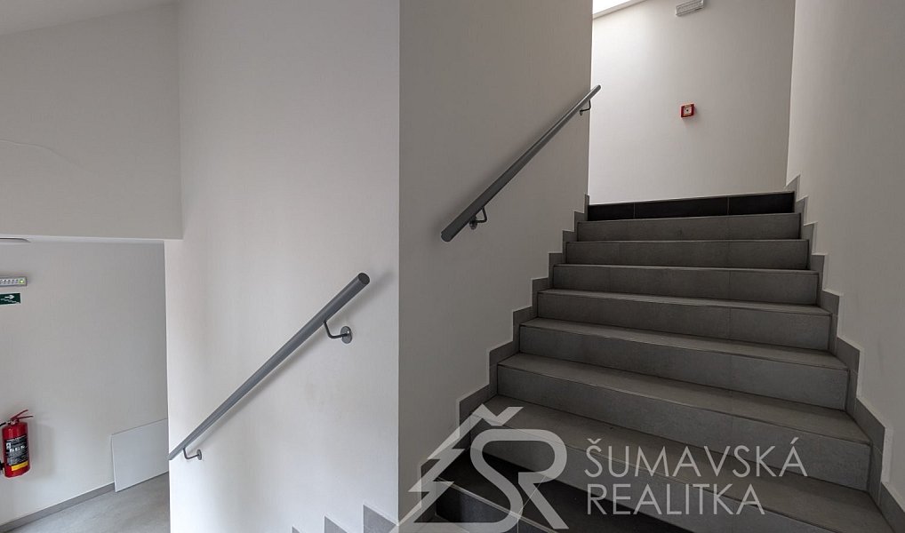 Prodej bytu 2+kk 44 m², Kašperské Hory – náhled fotky 12