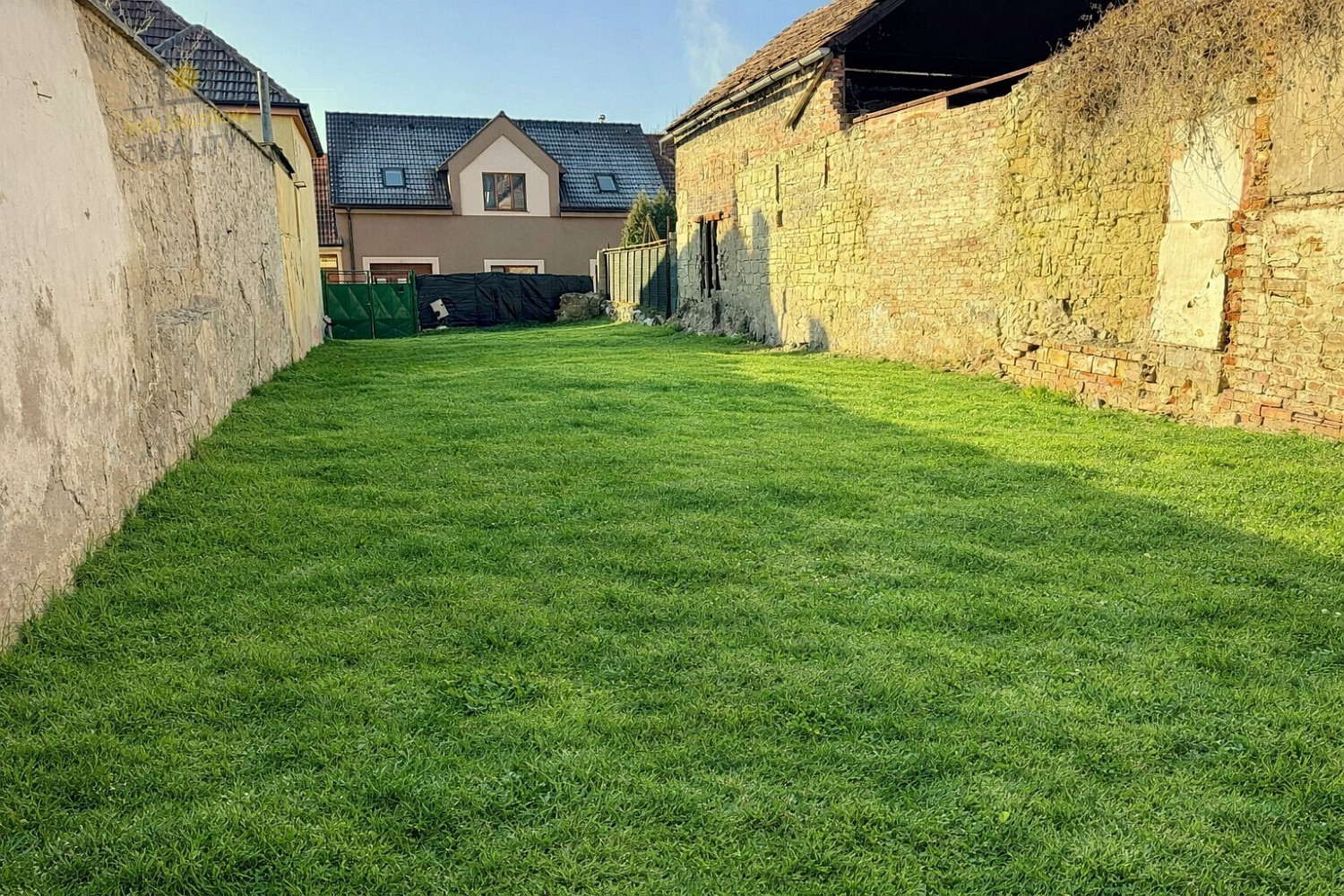 Prodej stavebního pozemku 244 m²