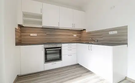 Pronájem bytu 2+kk 49 m², Stromovka, Havlíčkův Brod