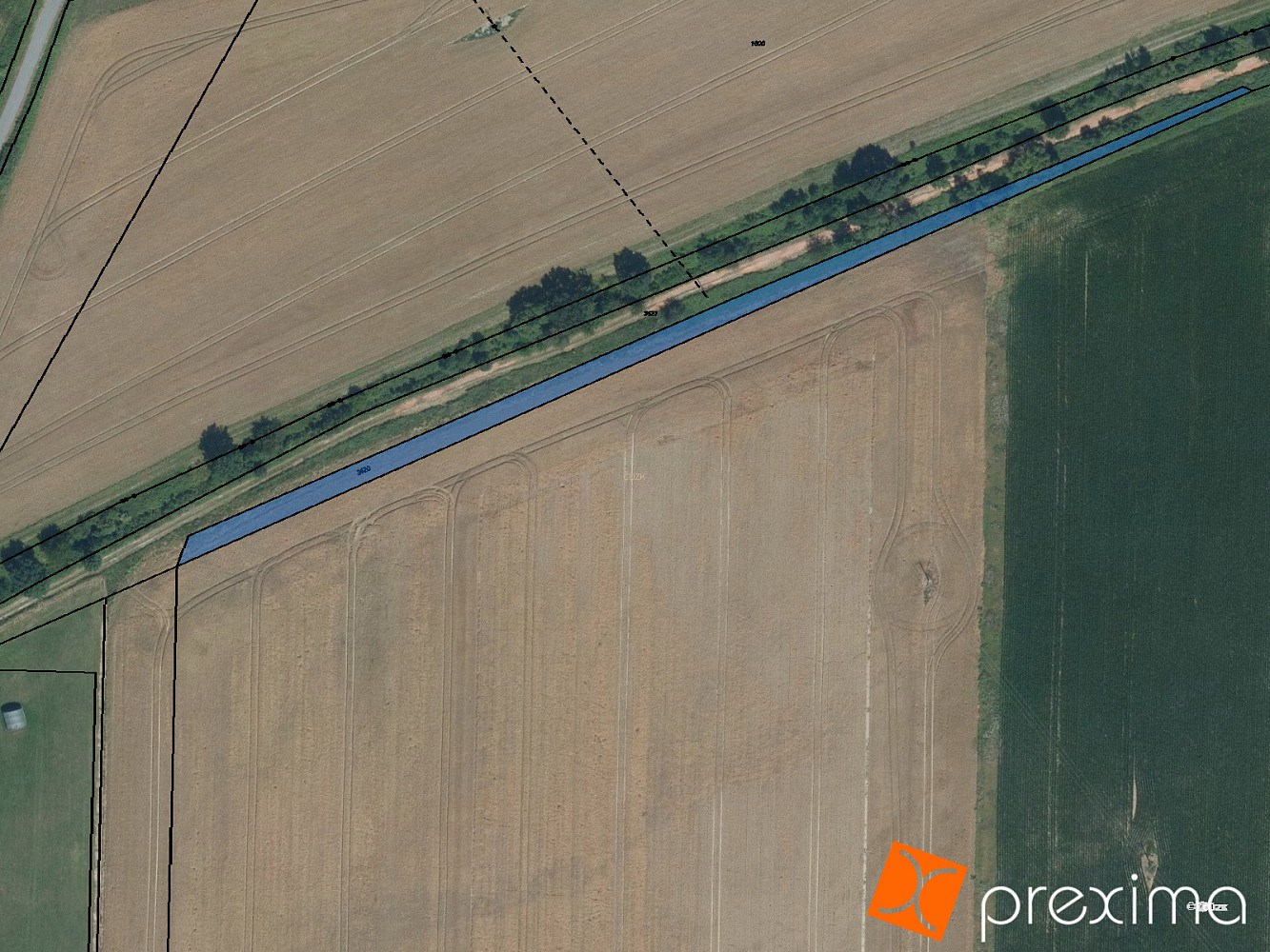 Prodej pole 2 068 m²