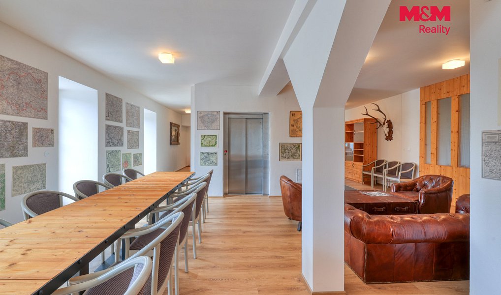 Prodej domu 1 250 m² s pozemkem 2 106 m², Manětín – náhled fotky 18