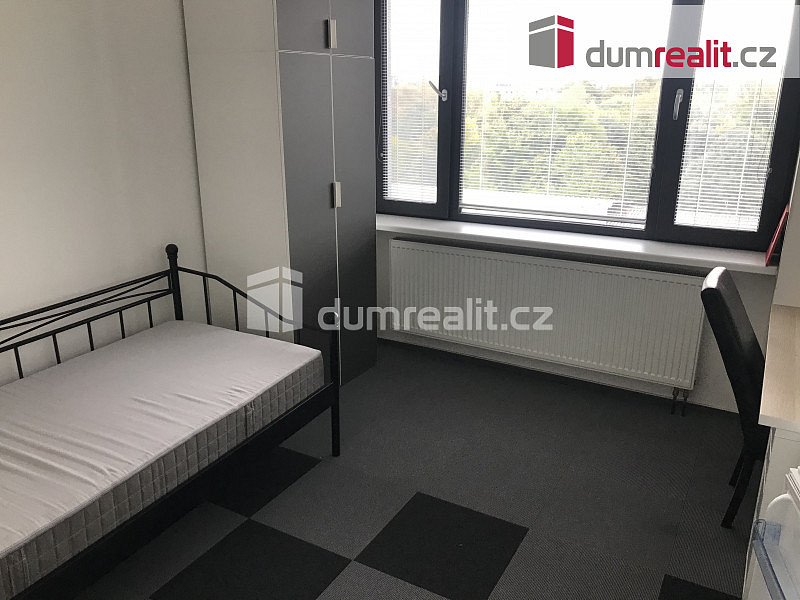 Pronájem bytu 1+kk 15 m² — photo 2