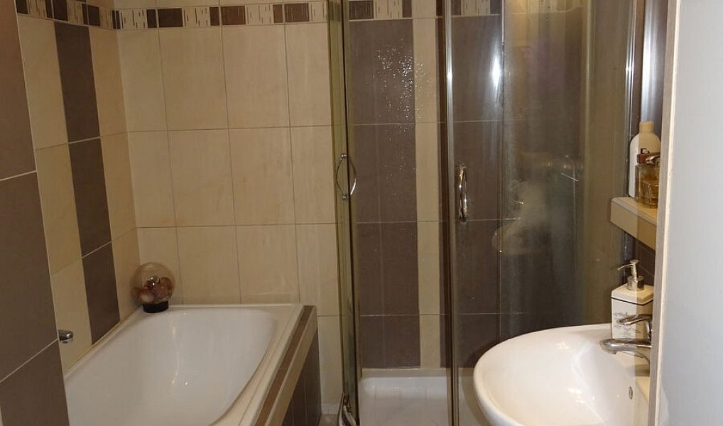 Prodej domu 250 m² s pozemkem 320 m², Pardubice – náhled fotky 23