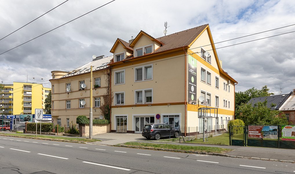 Prodej bytu 3+1 95 m², Opava – náhled fotky 24