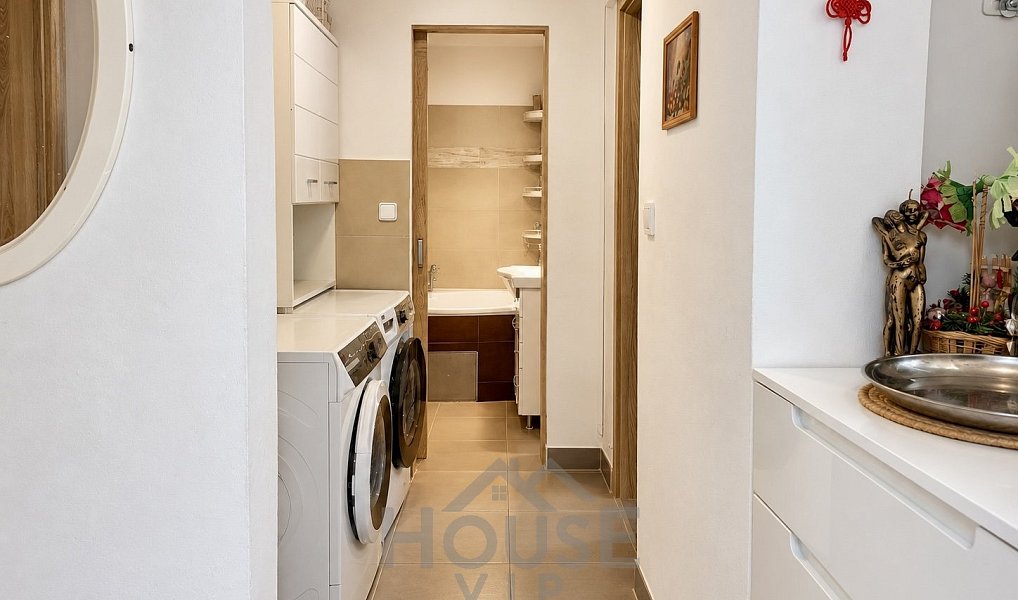 Prodej domu 135 m² s pozemkem 599 m², Praha – náhled fotky 8