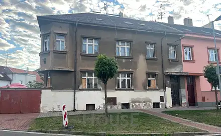 Prodej nájemního domu, činžáku 800 m², Kydlinovská, Hradec Králové - Pražské Předměstí